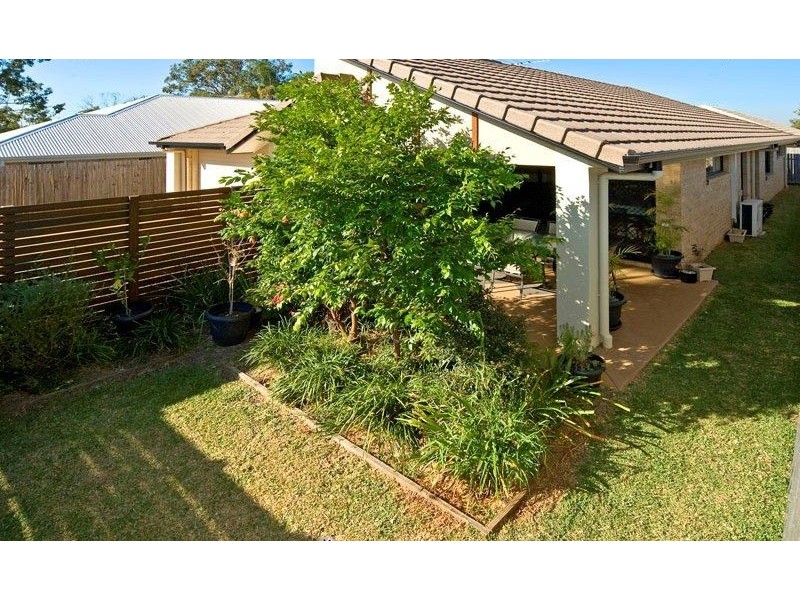 45 Lexey Crescent, Wakerley QLD 4154