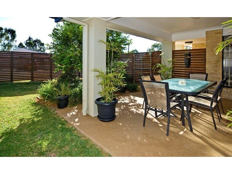 45 Lexey Crescent, Wakerley QLD 4154