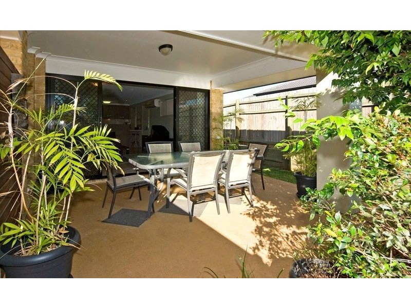 45 Lexey Crescent, Wakerley QLD 4154