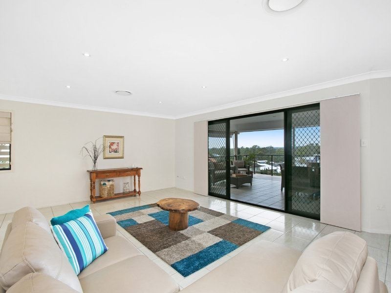 12 Hayes Street, Wakerley QLD 4154