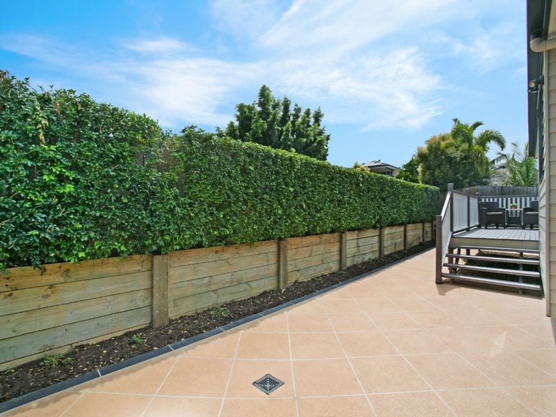 12 Hayes Street, Wakerley QLD 4154