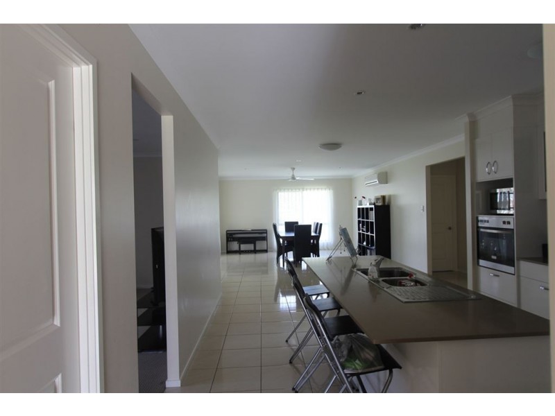 45 Doherty Place, Wakerley QLD 4154