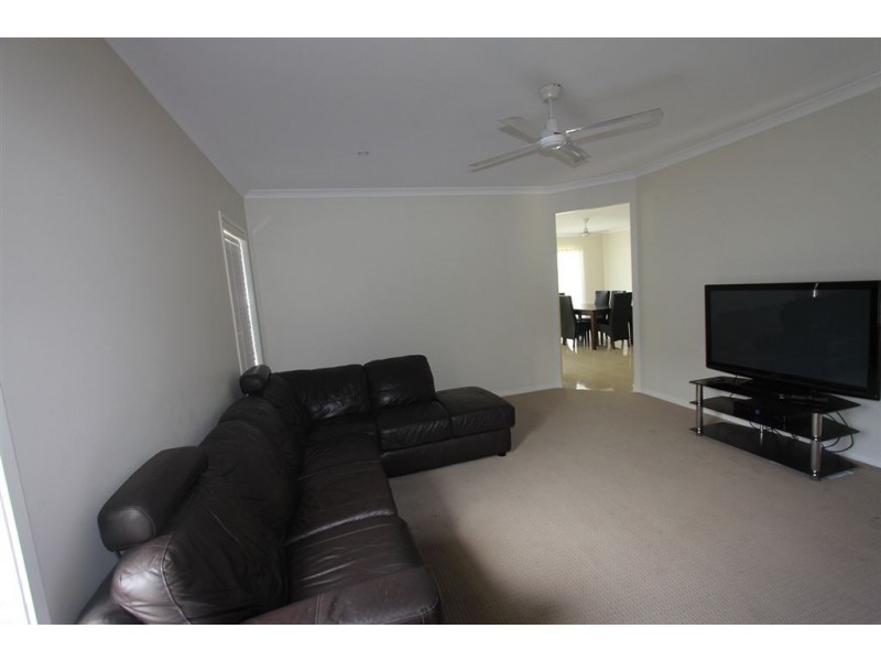 45 Doherty Place, Wakerley QLD 4154