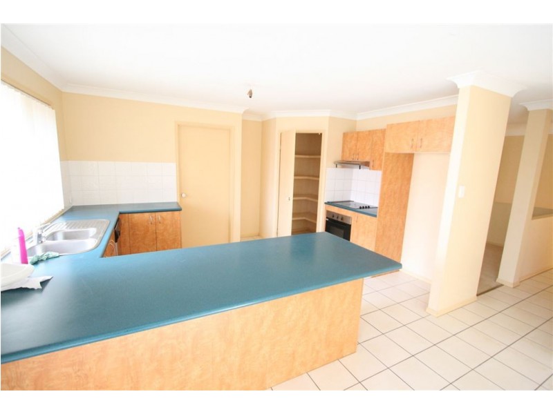 13 Murdock Place, Wakerley QLD 4154