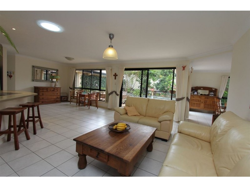56 Underwood Street, Wakerley QLD 4154