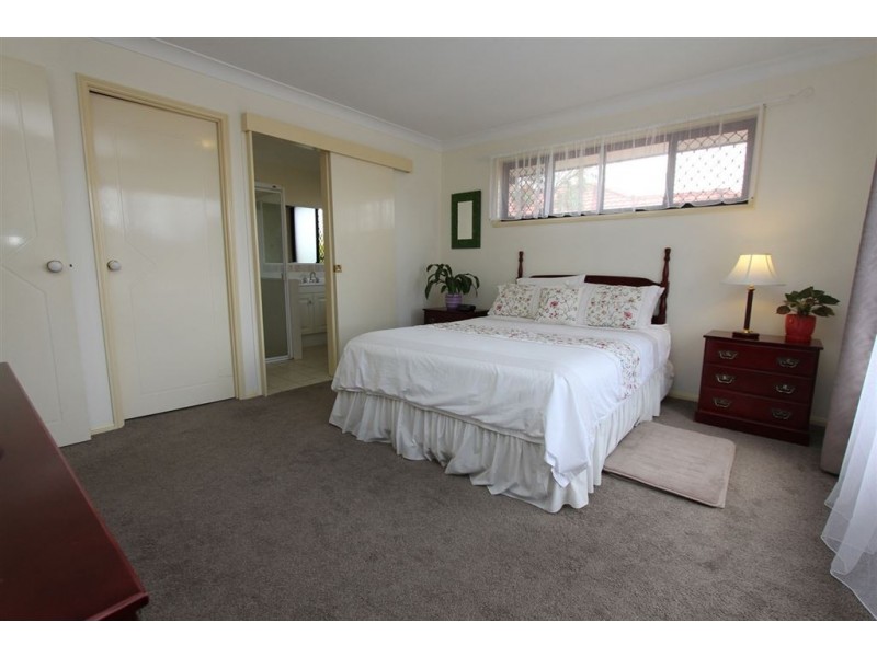 56 Underwood Street, Wakerley QLD 4154