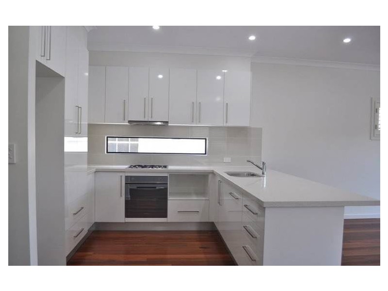 207 Carlton Terrace, Manly QLD 4179