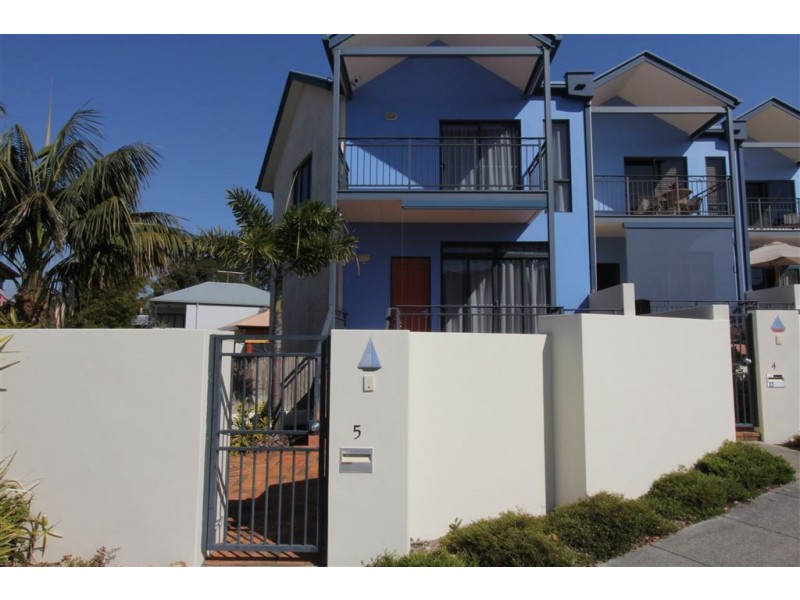 5/22 Nelson Parade, Manly QLD 4179
