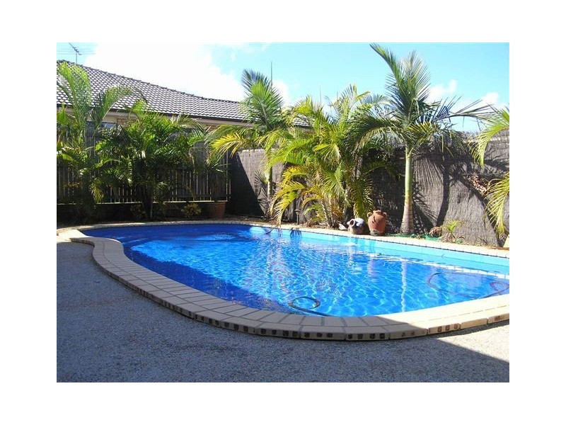 11 Horizon Place, Redland Bay QLD 4165