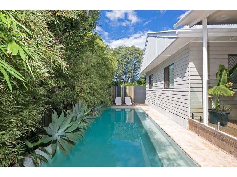 84 Passage Street, Cleveland QLD 4163