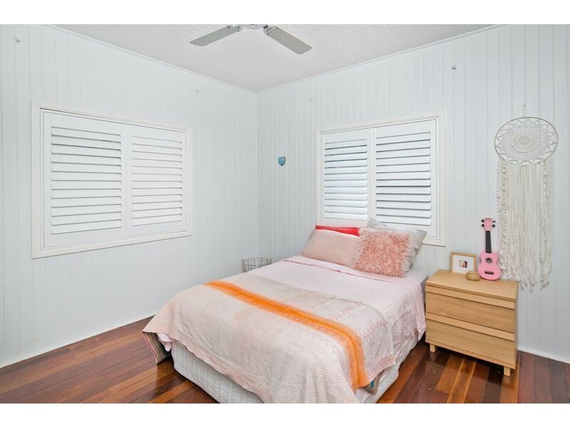 84 Passage Street, Cleveland QLD 4163