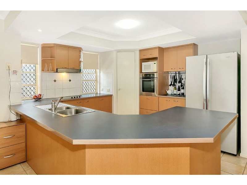 83 Gordon Crescent, Wakerley QLD 4154