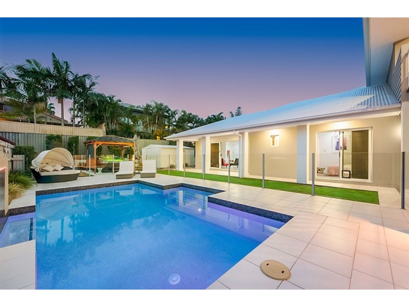 8 Bisley Place, Wakerley QLD 4154