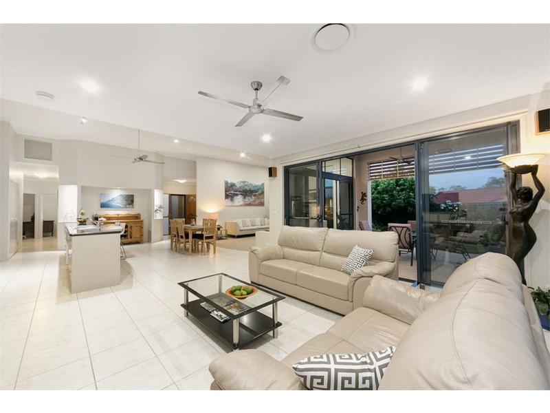 3 Joy Place, Wakerley QLD 4154