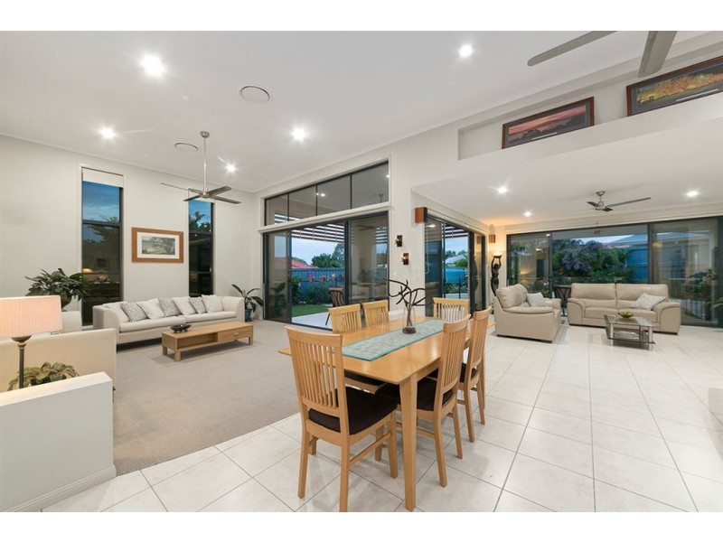 3 Joy Place, Wakerley QLD 4154