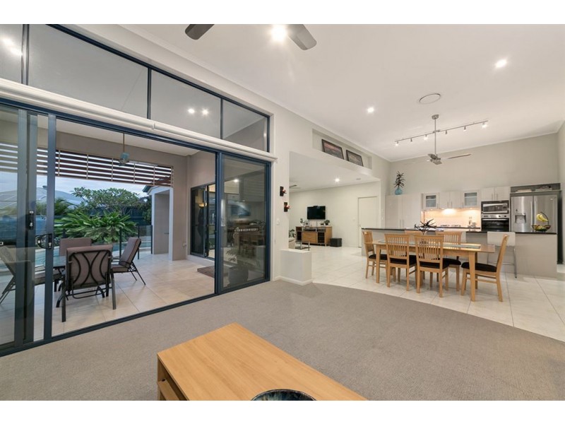 3 Joy Place, Wakerley QLD 4154