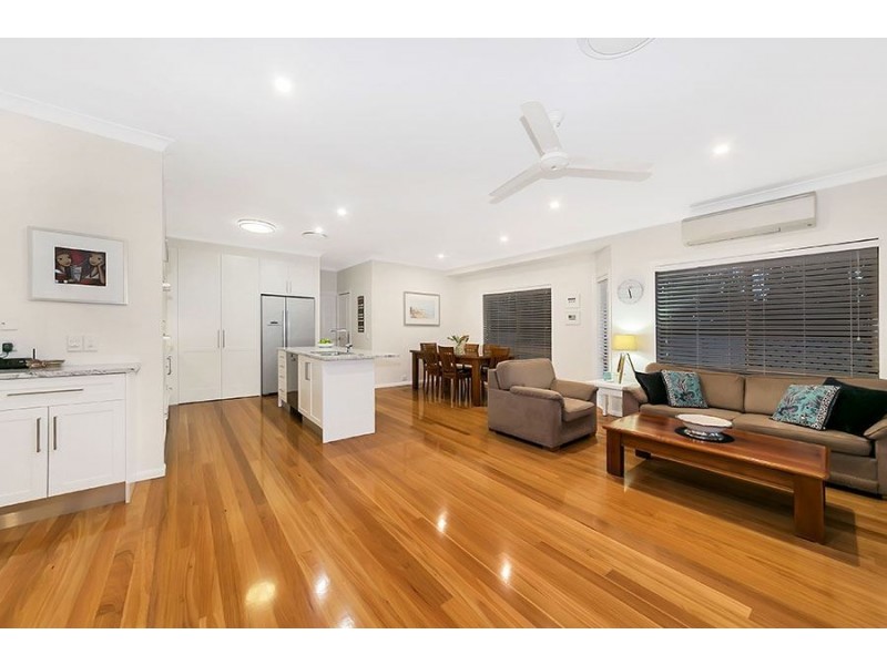 28 Sweetapple Place, Manly West QLD 4179