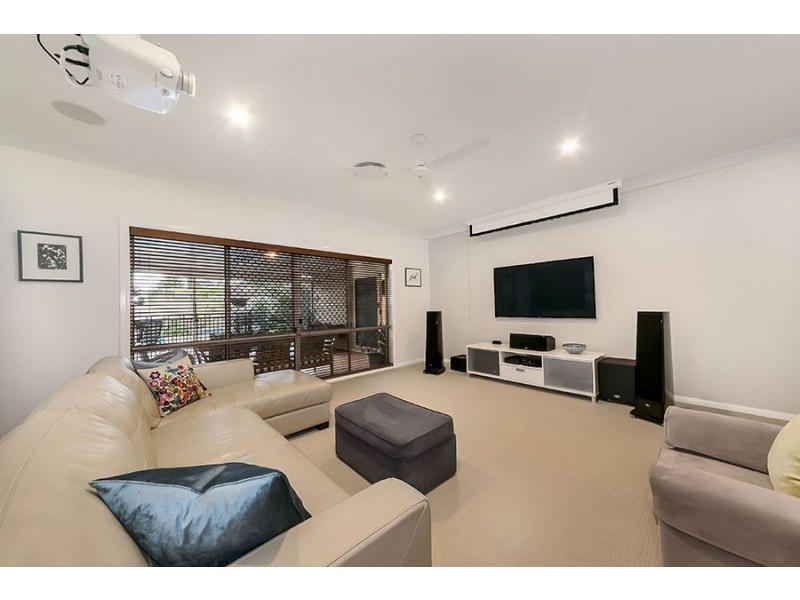 28 Sweetapple Place, Manly West QLD 4179
