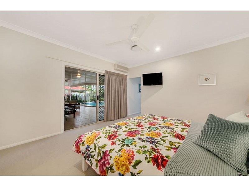 28 Sweetapple Place, Manly West QLD 4179