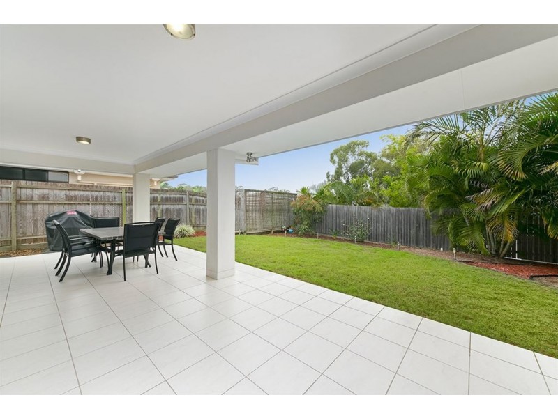 13 Bailey Street, Wakerley QLD 4154