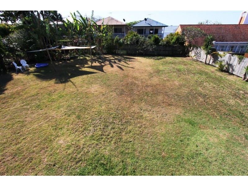 85 Walnut Street, Wynnum QLD 4178
