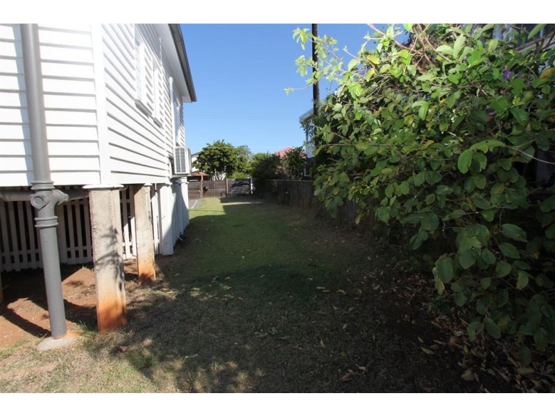 85 Walnut Street, Wynnum QLD 4178