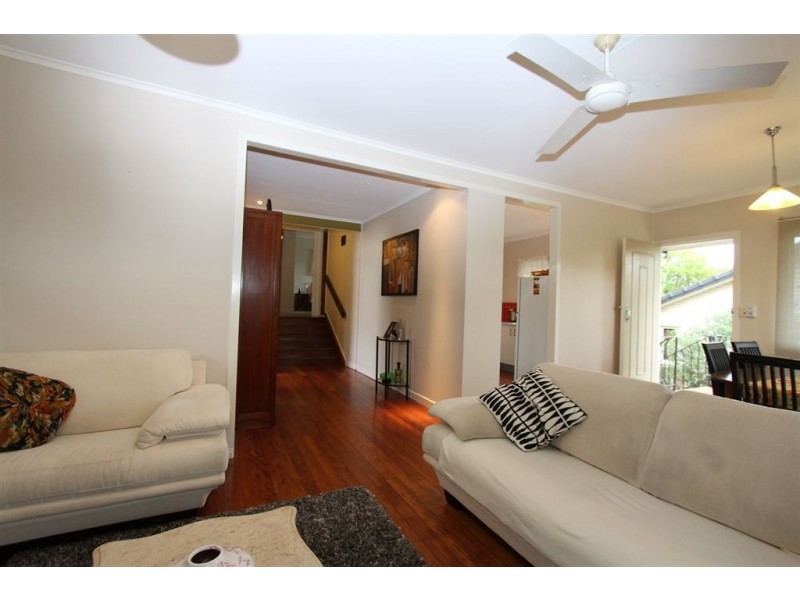 1654 Creek Road, Carina QLD 4152