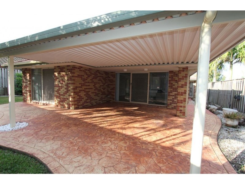 69 Matthews Way, Wakerley QLD 4154