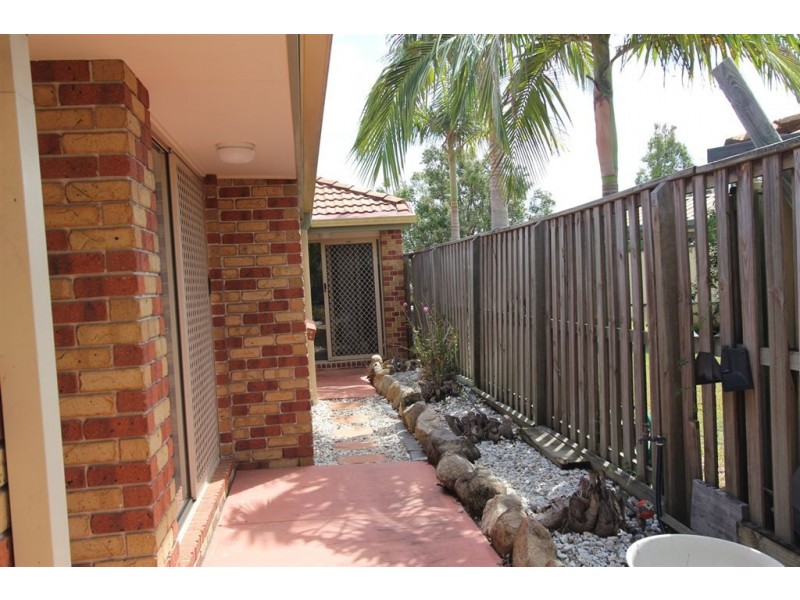 69 Matthews Way, Wakerley QLD 4154