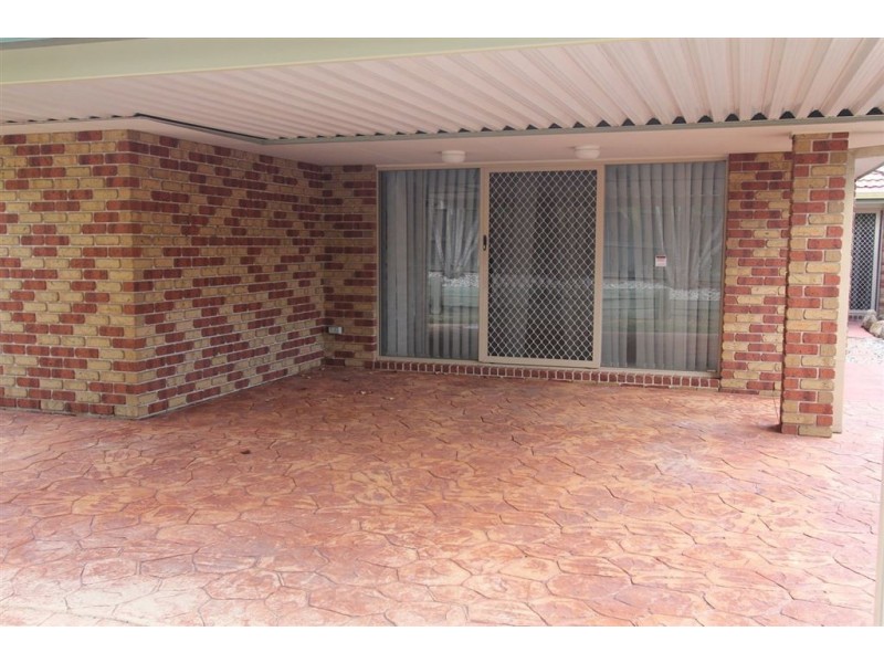 69 Matthews Way, Wakerley QLD 4154