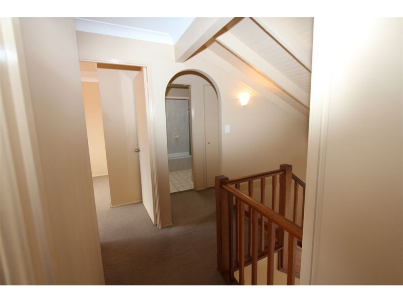 2/16 Adelaide Street, Carina QLD 4152