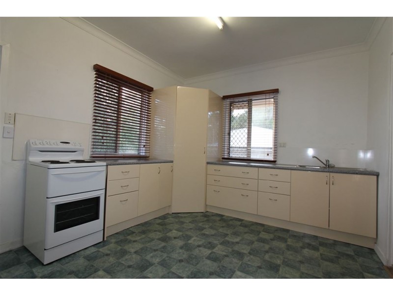 23 Killarney Avenue, Manly West QLD 4179