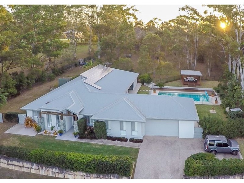 96 Mossvale Drive, Wakerley QLD 4154