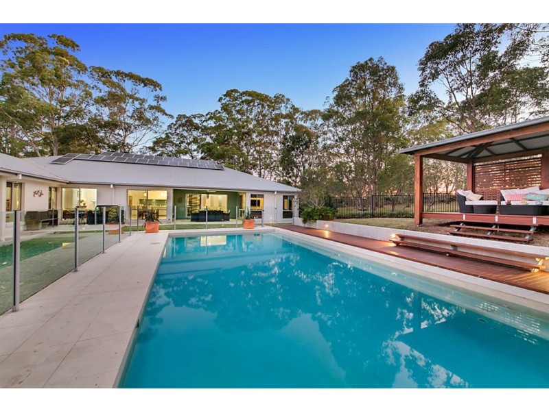 96 Mossvale Drive, Wakerley QLD 4154