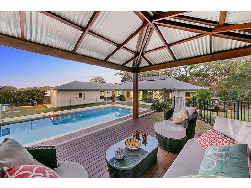 96 Mossvale Drive, Wakerley QLD 4154