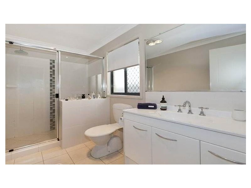 14 Dundee Crescent, Wakerley QLD 4154