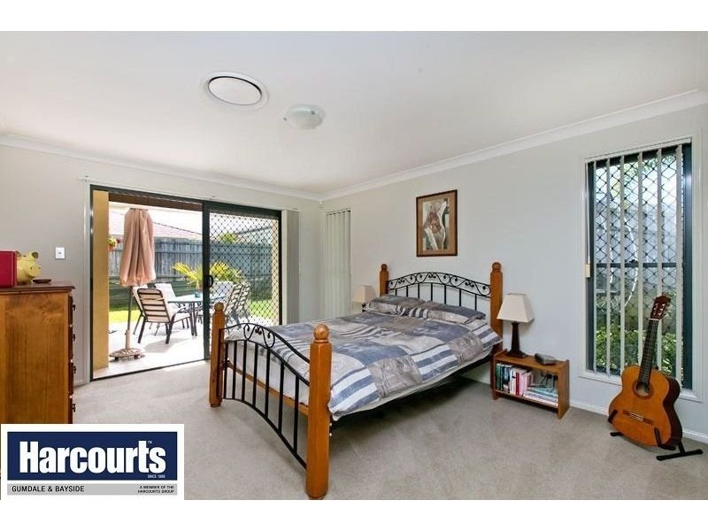 14 Daphne Place, Wakerley QLD 4154