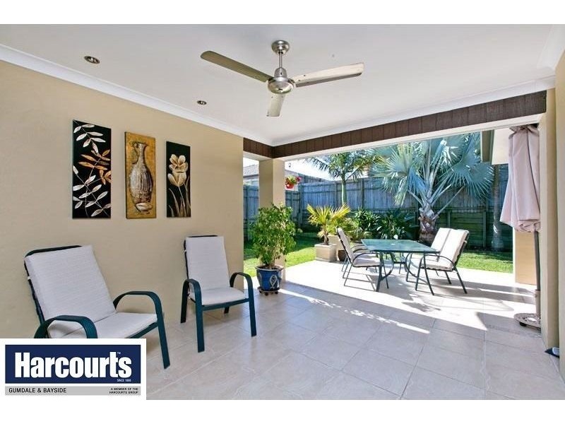 14 Daphne Place, Wakerley QLD 4154