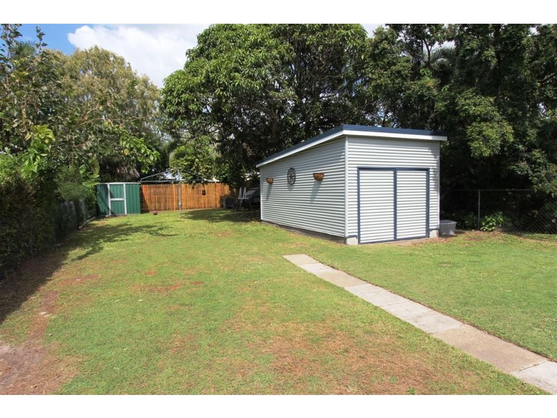 12 Pansy Street, Wynnum QLD 4178