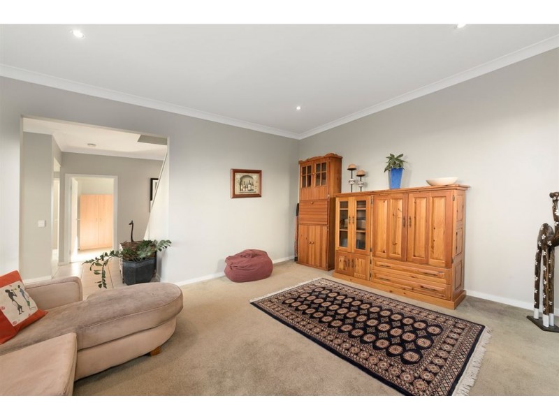 53 Hillcroft Place, Belmont QLD 4153