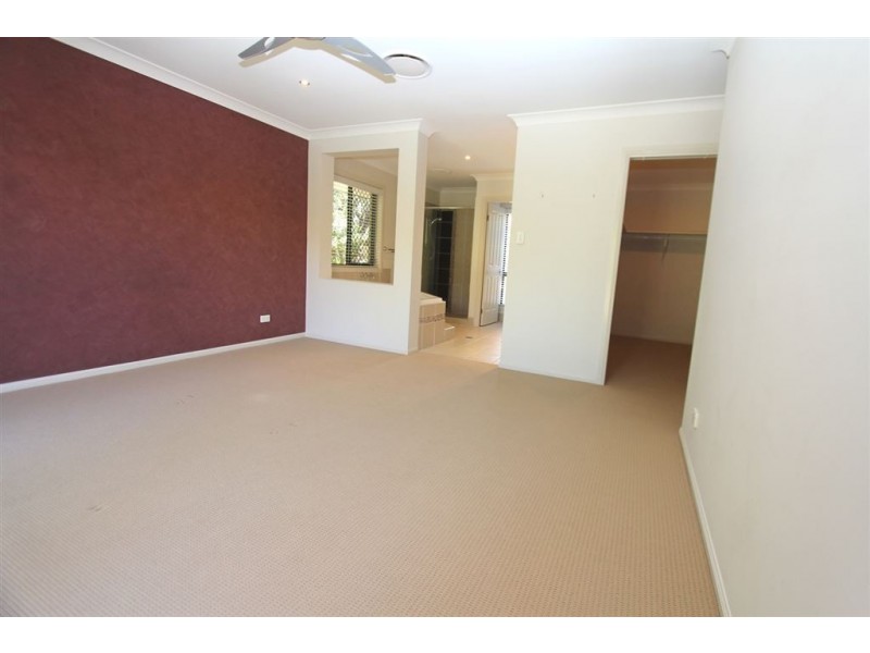 15 Charles Place, Manly West QLD 4179