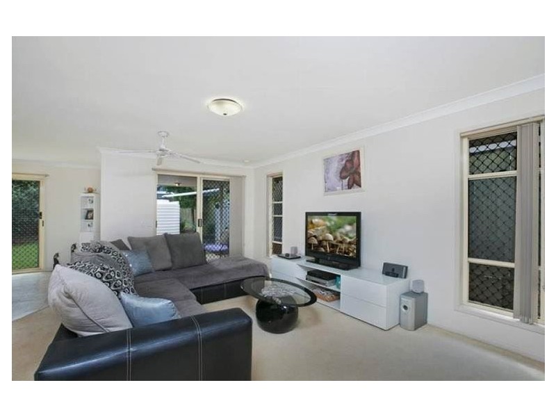 6 Myra Street, Birkdale QLD 4159