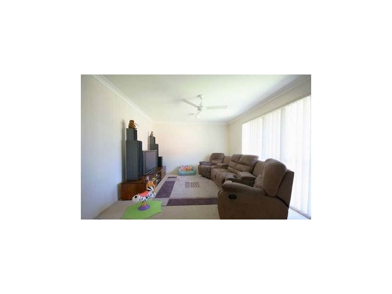 27 Appelton Street, Carindale QLD 4152
