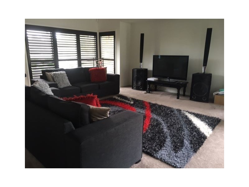 11 Franklin Street, Wakerley QLD 4154