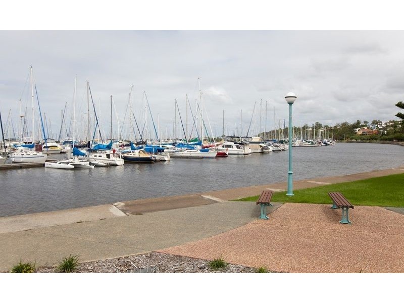 16 Tulip Street, Wynnum QLD 4178