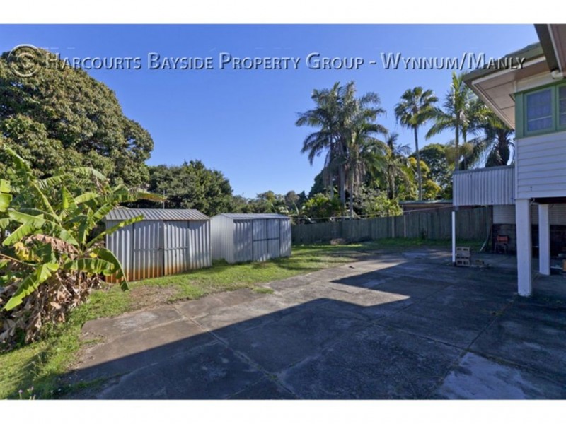 31 Barrinia Street, Manly QLD 4179