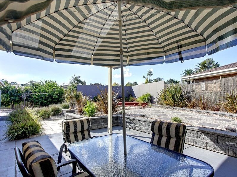 16 Heather Court, Paradise SA 5075