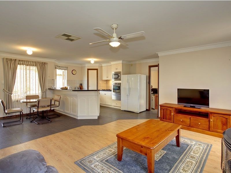 16 Heather Court, Paradise SA 5075