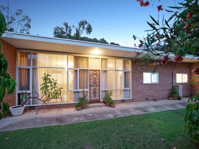 4 Selbourne Avenue, Rostrevor SA 5073