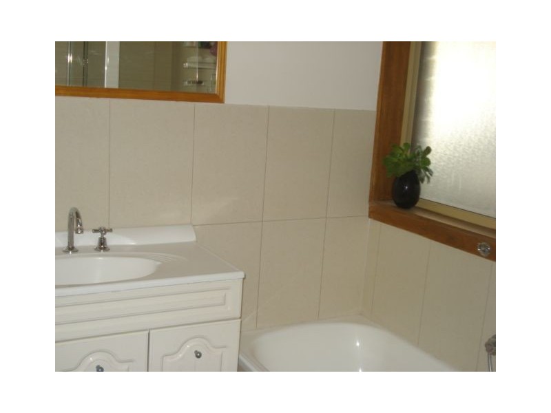 28 Roclin Avenue, Newton SA 5074